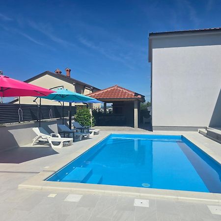 Luksuzna Kuca Za Odmor "Villa Romantica" 克拉列维察 外观 照片