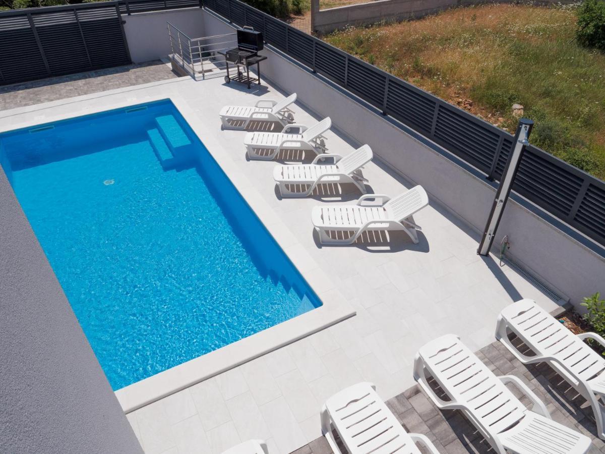 Luksuzna Kuca Za Odmor "Villa Romantica" 克拉列维察 外观 照片