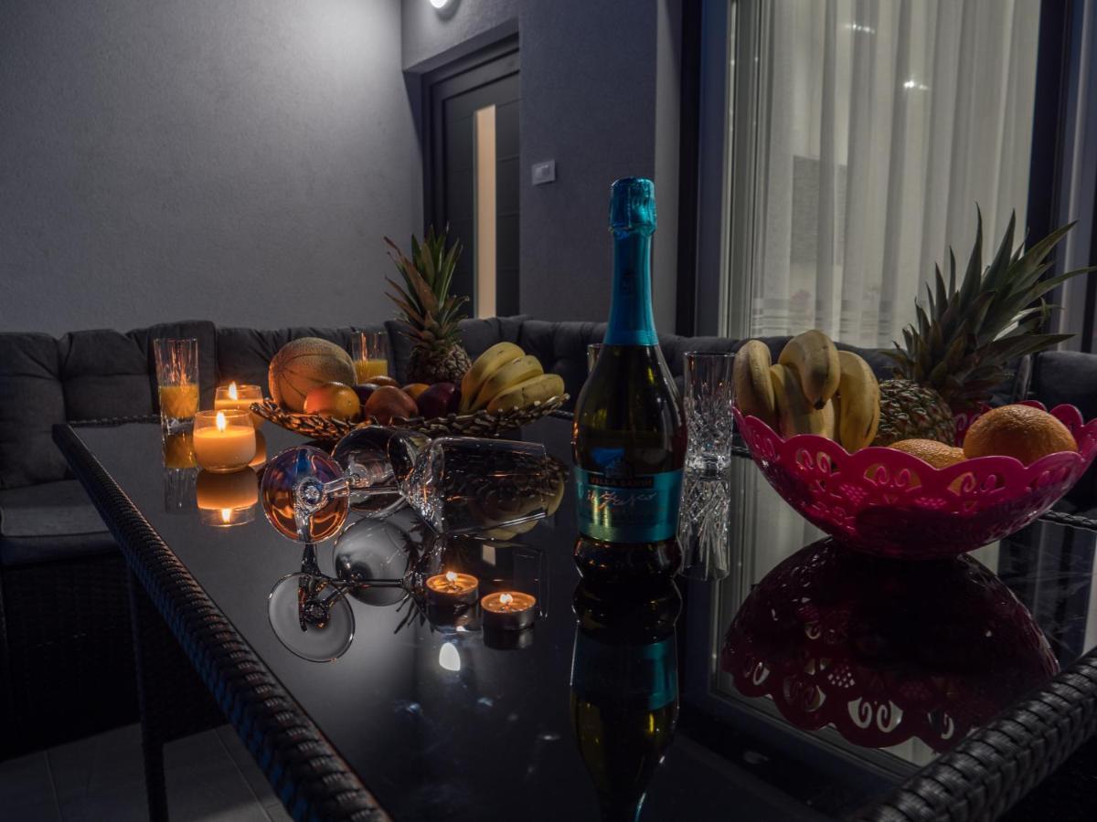 Luksuzna Kuca Za Odmor "Villa Romantica" 克拉列维察 外观 照片