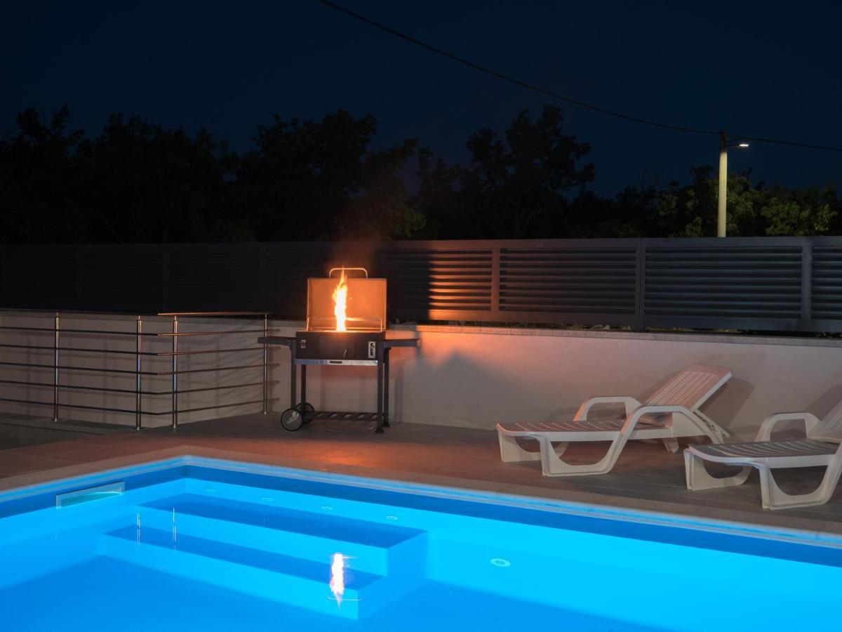 Luksuzna Kuca Za Odmor "Villa Romantica" 克拉列维察 外观 照片